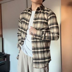 men’s small tan black flannel